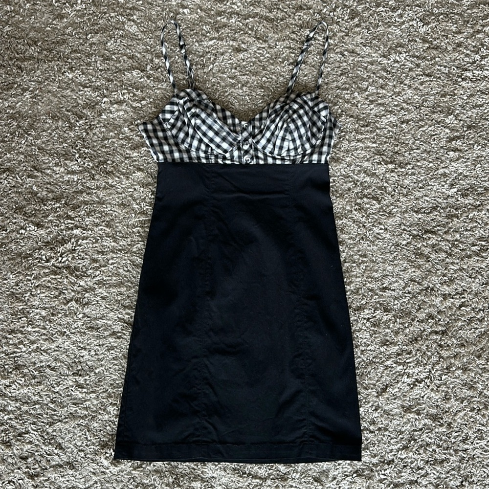 Sassy little black and white checkered dress!